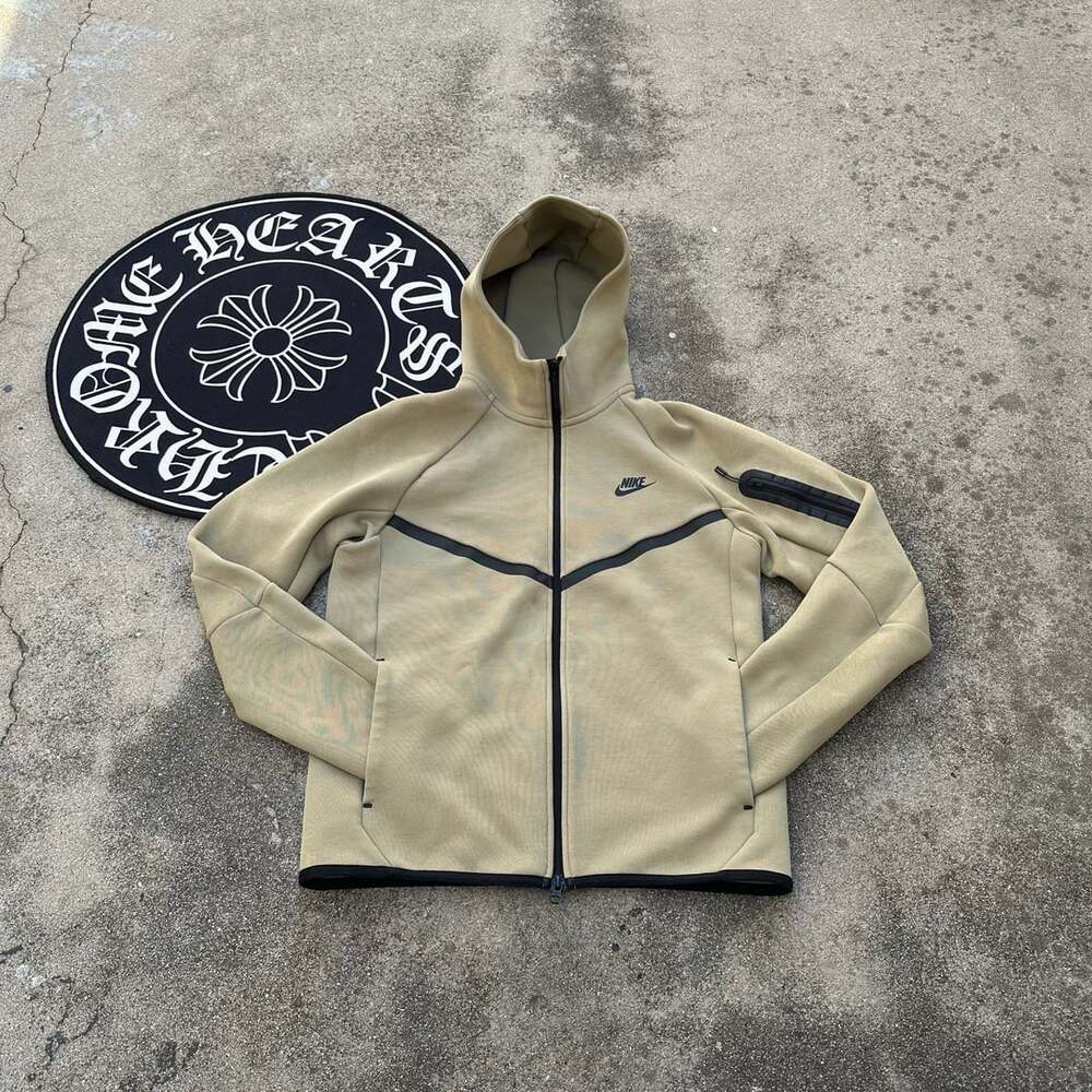 Nike Tech Fleece Windrunner Size S Neutral Olive